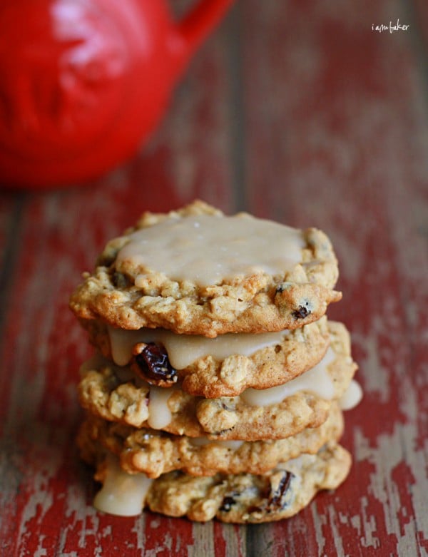 maple-oatmeal-raisin-cookie