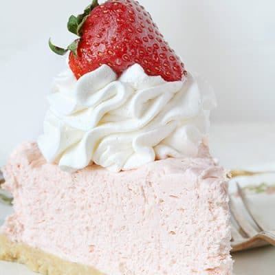 不要烤草莓芝士蛋糕#夏日甜点#草莓芝士蛋糕