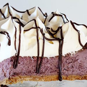 真正的蓝莓芝士蛋糕配酥饼皮!
