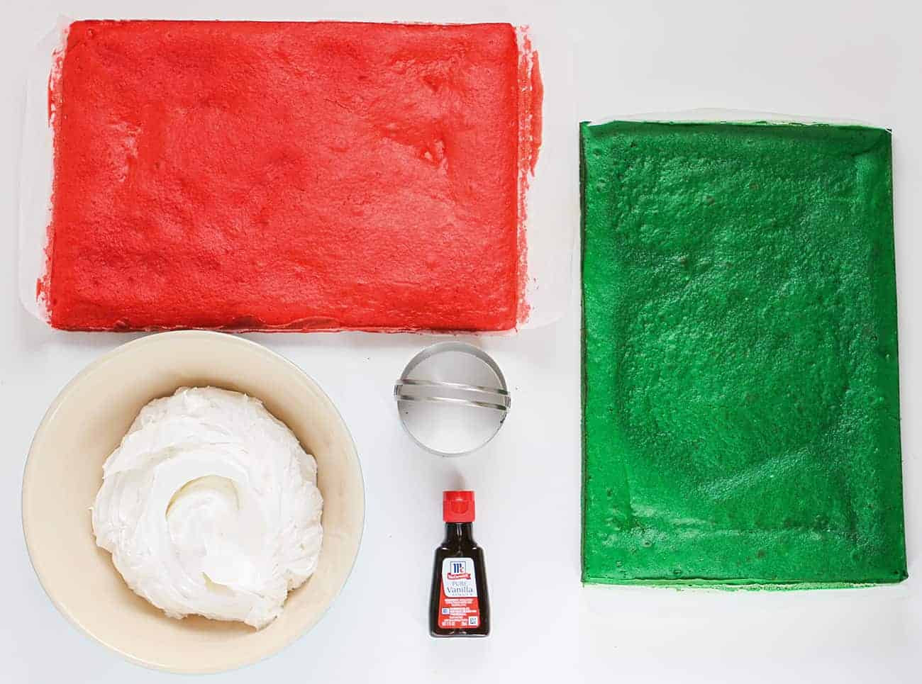 精美的圣诞蛋糕配料