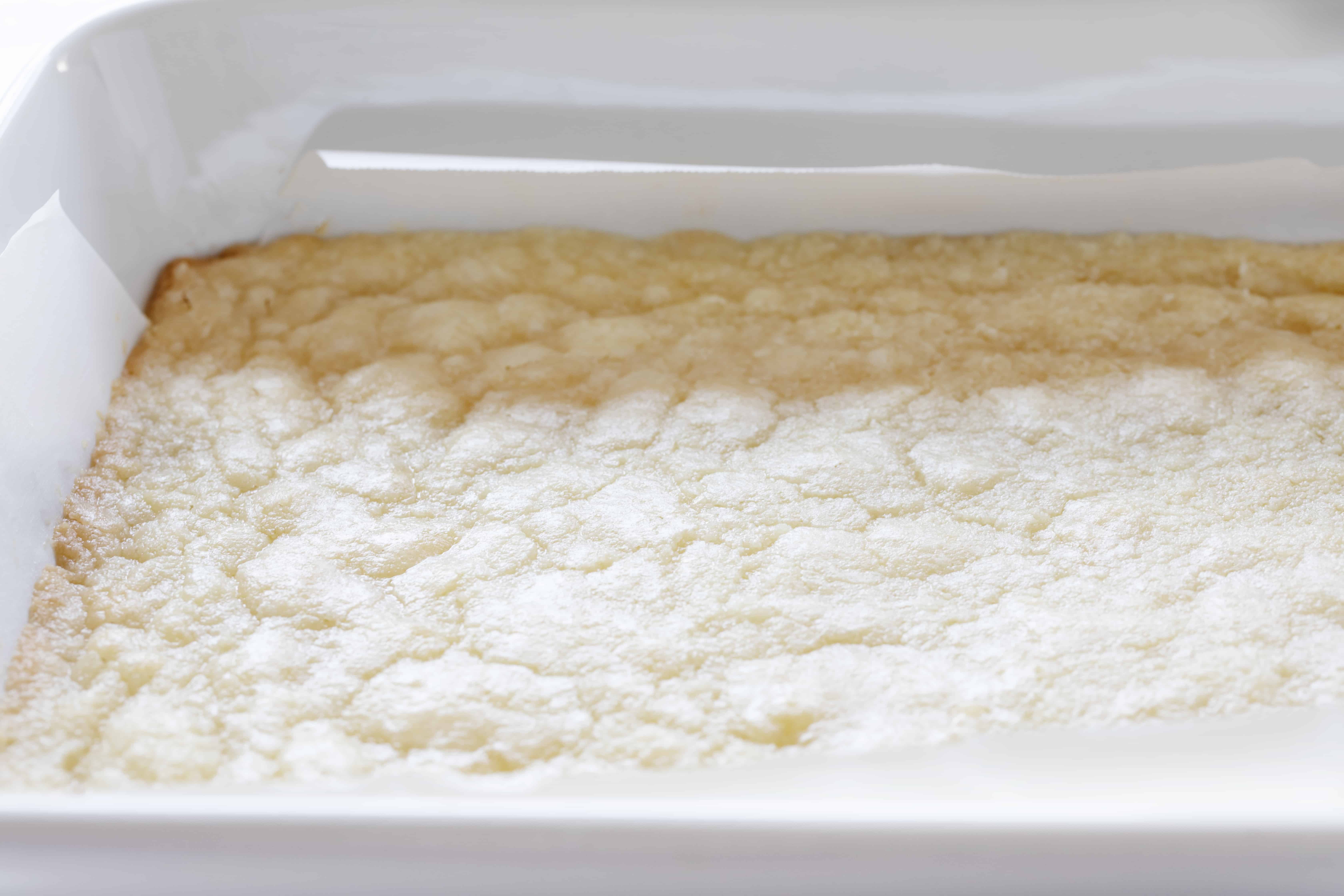 Packed with flavor and seriously sweet, these Orange bars are the perfect summertime treat! #orangebars #bars #summerdesserts #desserts #bbqdesserts #iambaker #recipes 橙色酒吧地壳灌装前补充道。gydF4y2Ba