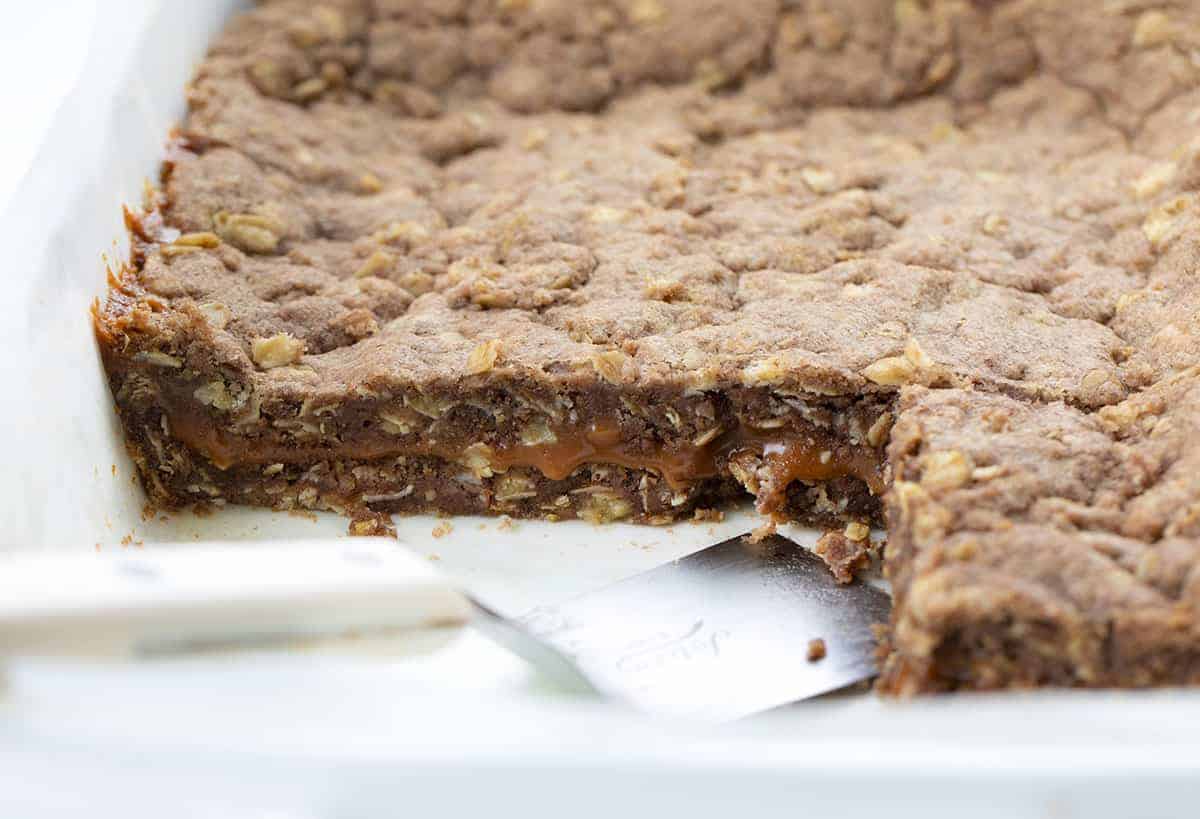 一锅燕麦布朗尼巧克力棒