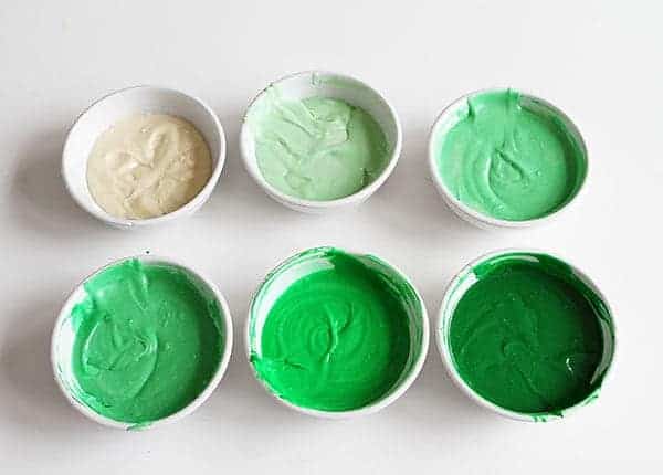 如何让一个凤尾蛋糕吗