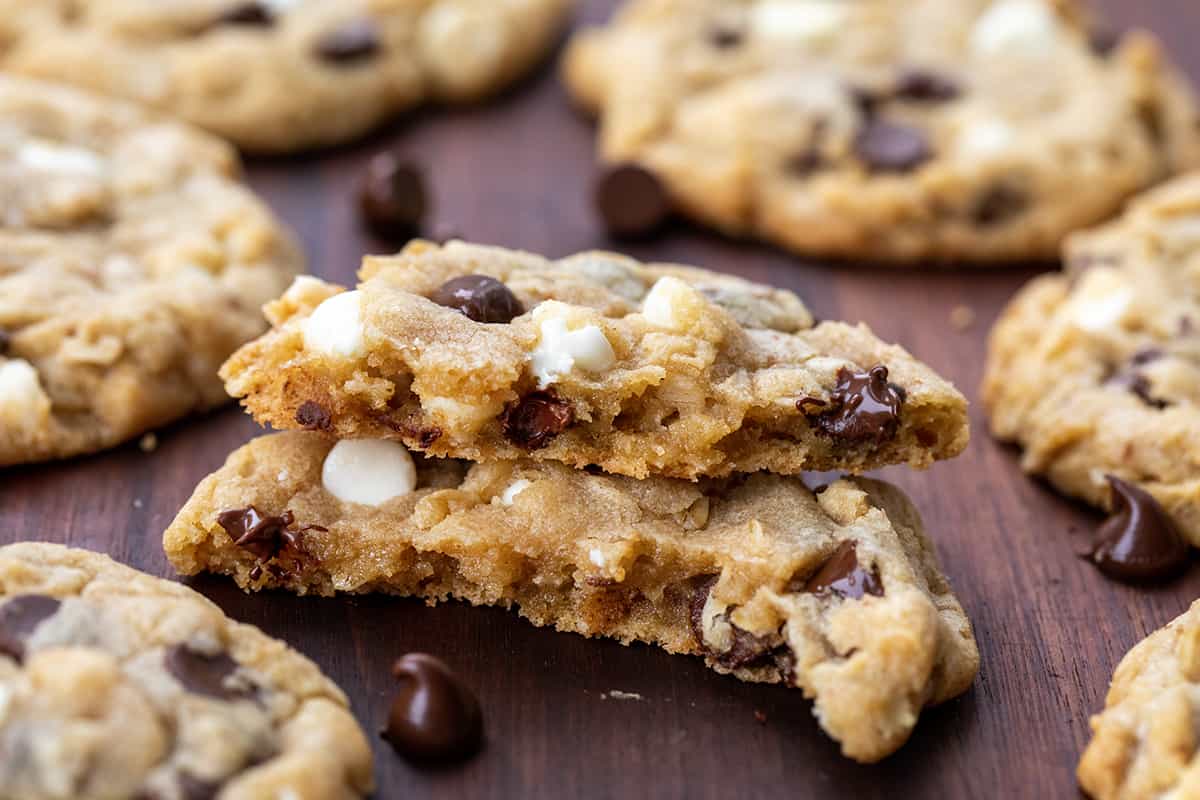 断成两截的嫁给我饼干。