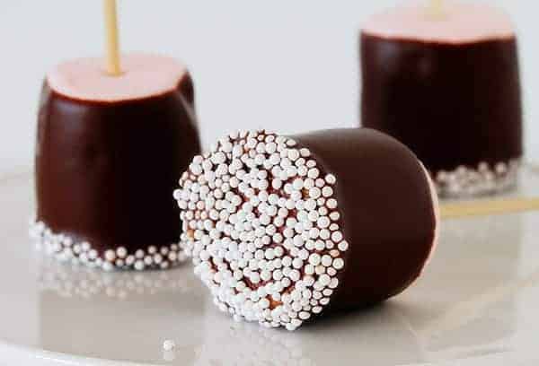 那不勒斯下降棉花糖!