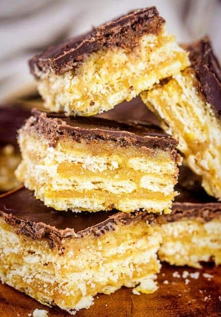 一层又一层的太妃糖饼干美味!