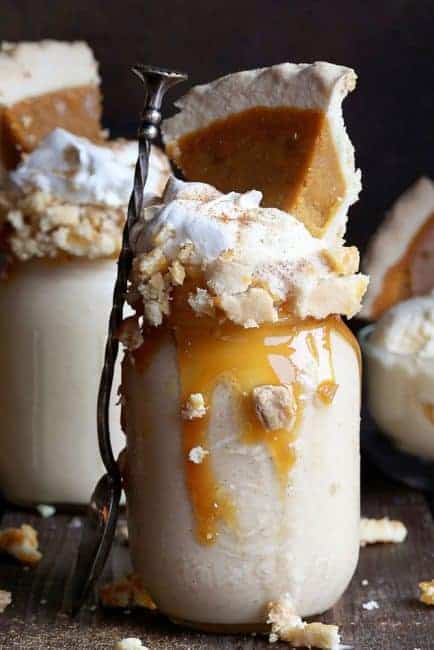 这个南瓜饼奶昔配方是守门员!(哇家庭假期的好办法!)