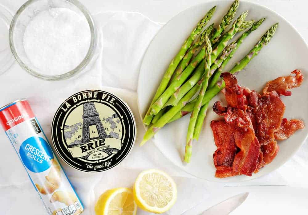 如何使烤布里干酪咬