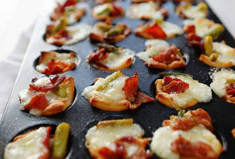 烤布里干酪咬开胃菜