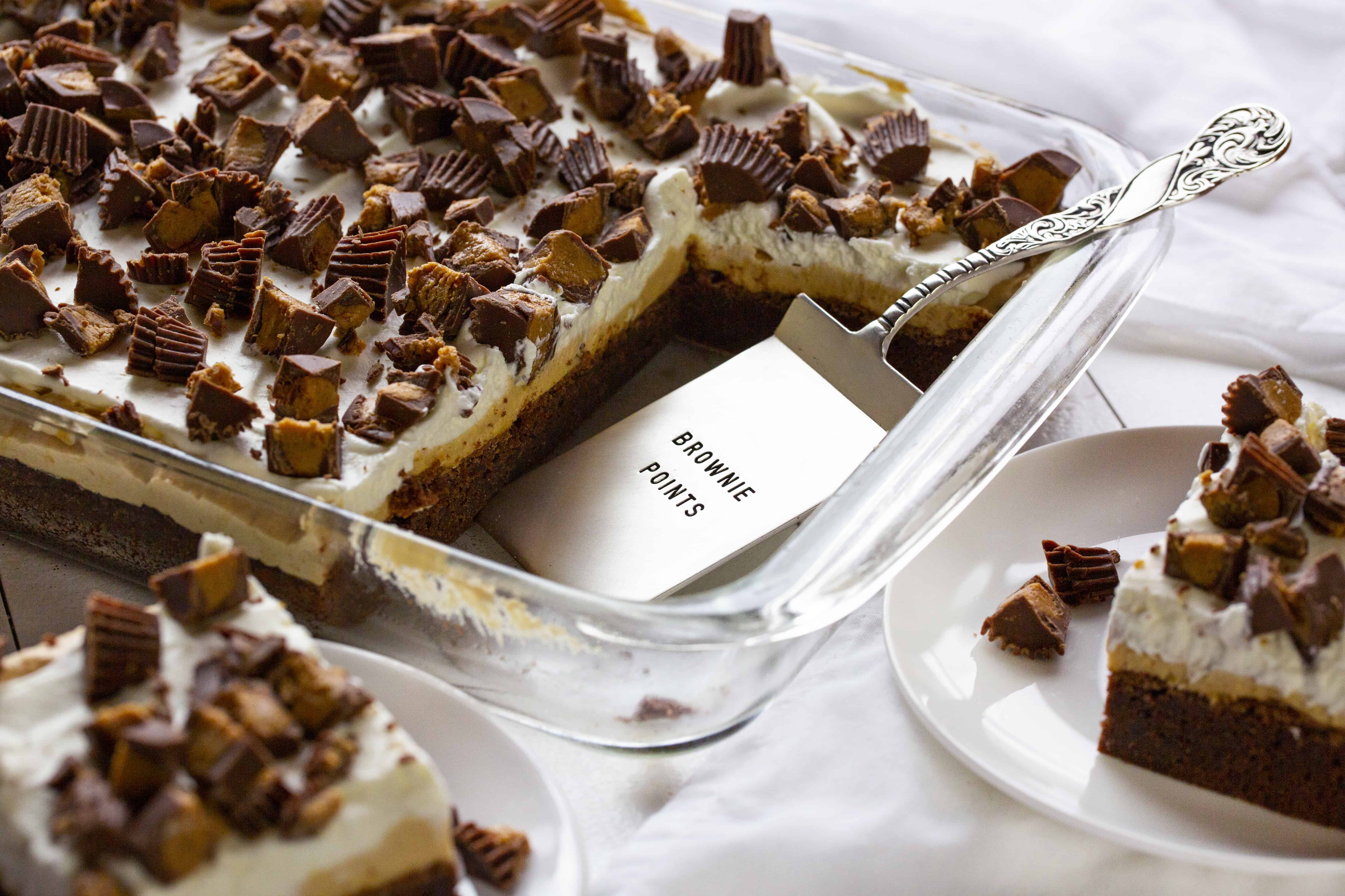 分层的巧克力蛋糕甜点gydF4y2Ba