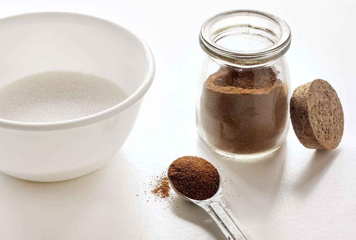 苹果派香料和糖油炸苹果香料蛋糕棒