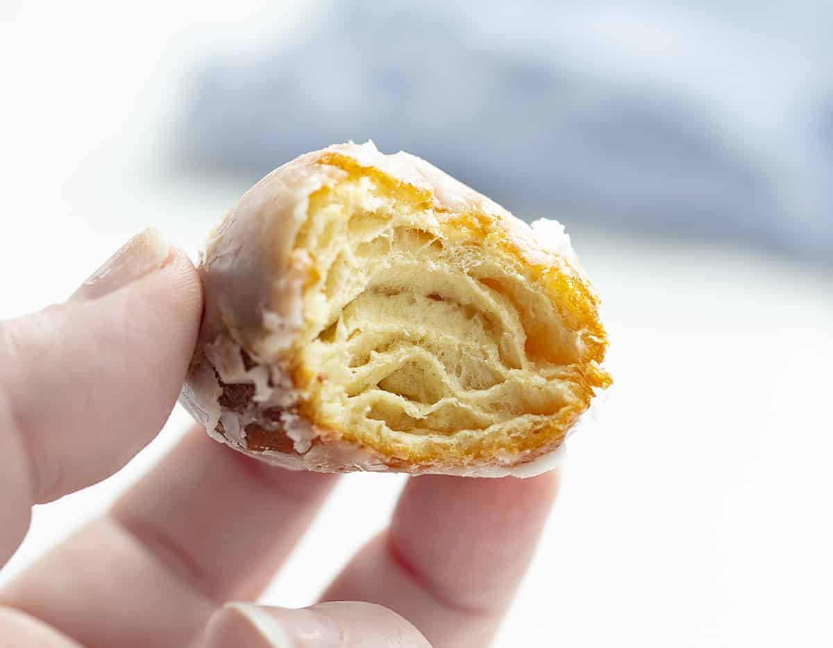 小甜甜圈被咬了一口