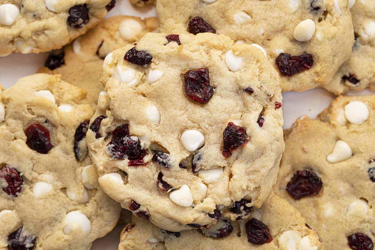 从头顶柔和白巧克力蔓越莓饼干