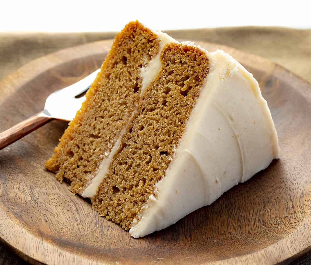 苹果黄油蛋糕切片盘