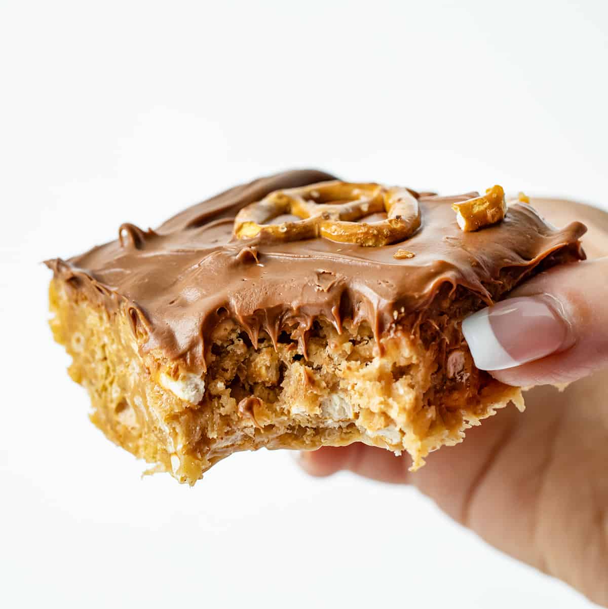 牵手成椒盐卷饼Scotcheroo一点。