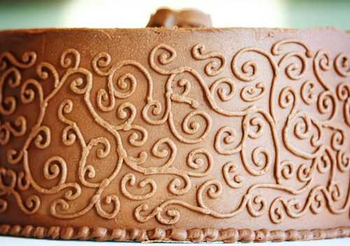 一个复活节的惊喜在蛋糕!